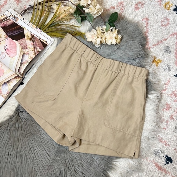 Banana Republic Pants - Banana Republic Tan Women’s Linen Knit Pull On Woven Shorts Sz LP